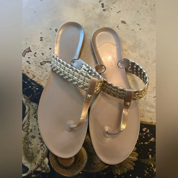 Gold Jack Roger’s flip flop - Picture 3 of 3